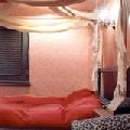 608号室：ベッドの周りにカーテンみたいなのがあるのと豹柄が好きな人はいいかも、サウナと浴室テレビも付いてるよ。
